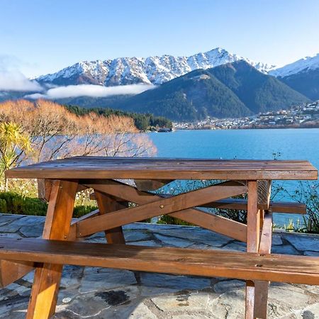 Lakeside Escape Квинстаун Экстерьер фото